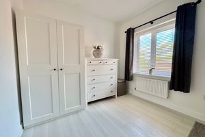 Bedroom- click for photo gallery